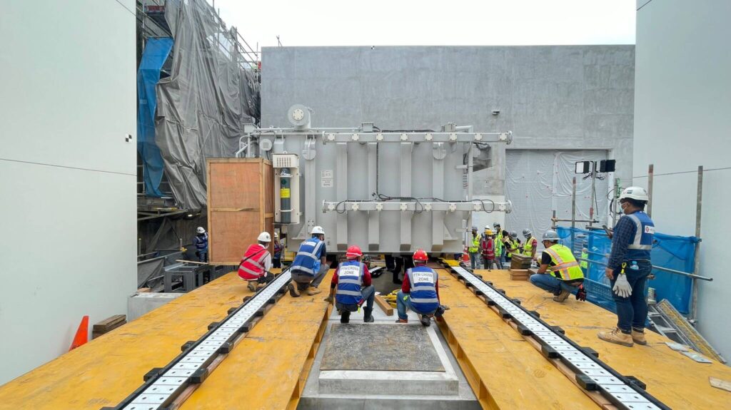 6.-Transformer-being-skidded-in-by-the-Hydrulic-Skidding-System-1.jpeg