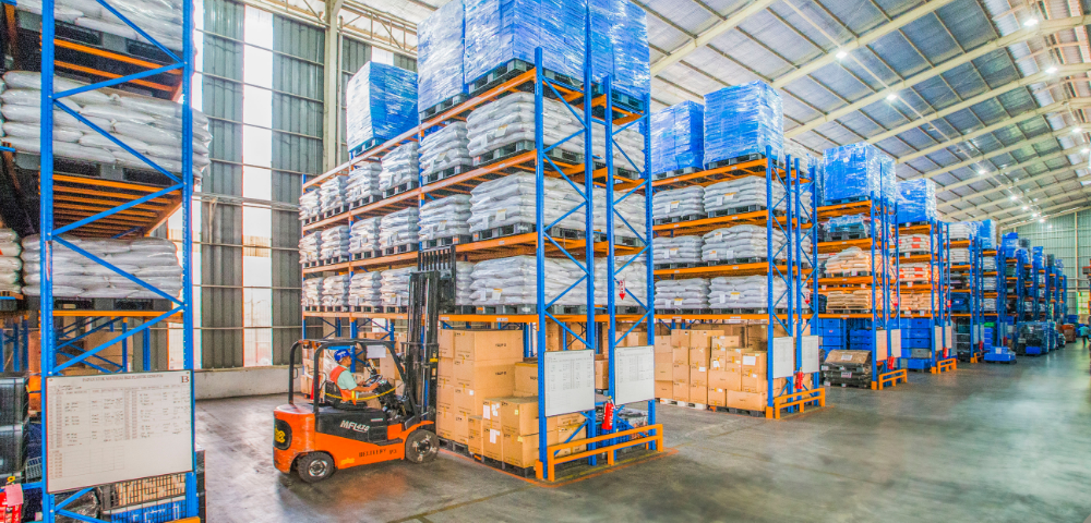 logistics warehousing services